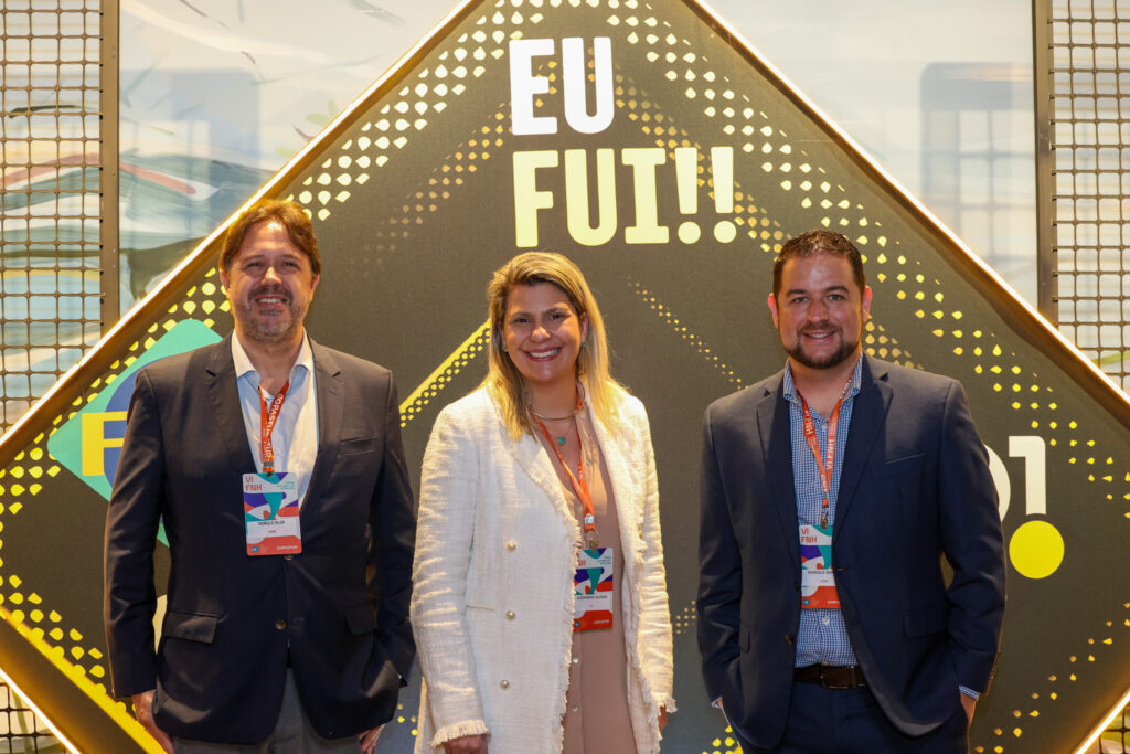 Romulo Silva, da Accor, Alessandra Iglesias, da JLL e Henrique Martins, da Accor