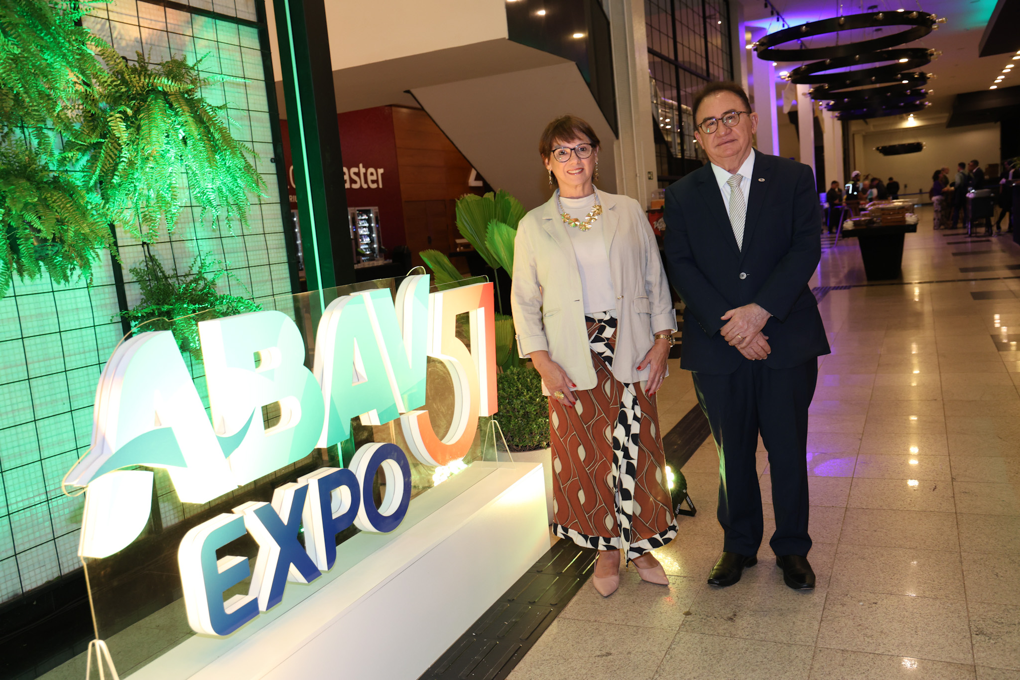 Solange Portela, secretária de Turismo do Rio Grande do Norte, e Manoel Linhares, da ABIH Nacional Solange Portela, secretária de Turismo do Rio Grande do Norte, e Manoel Linhares, da ABIH Nacional