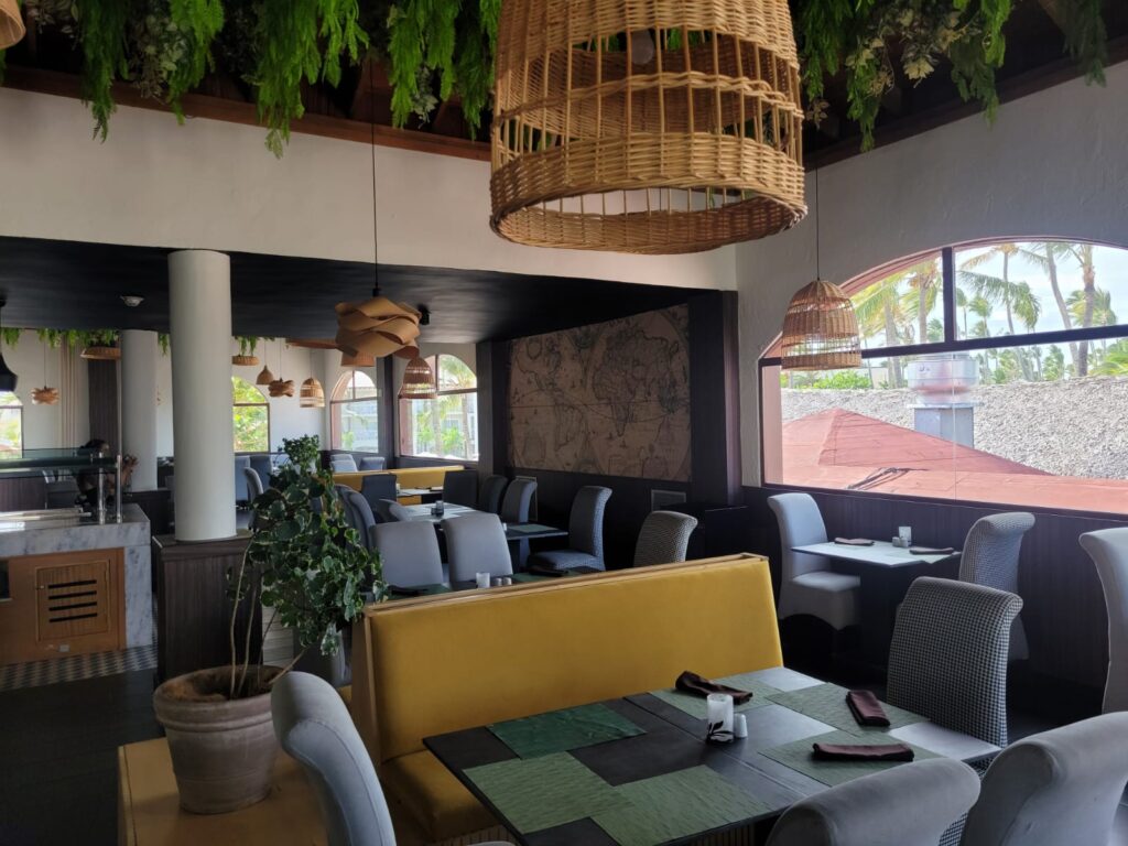Sunscape Coco Restaurante Tierra