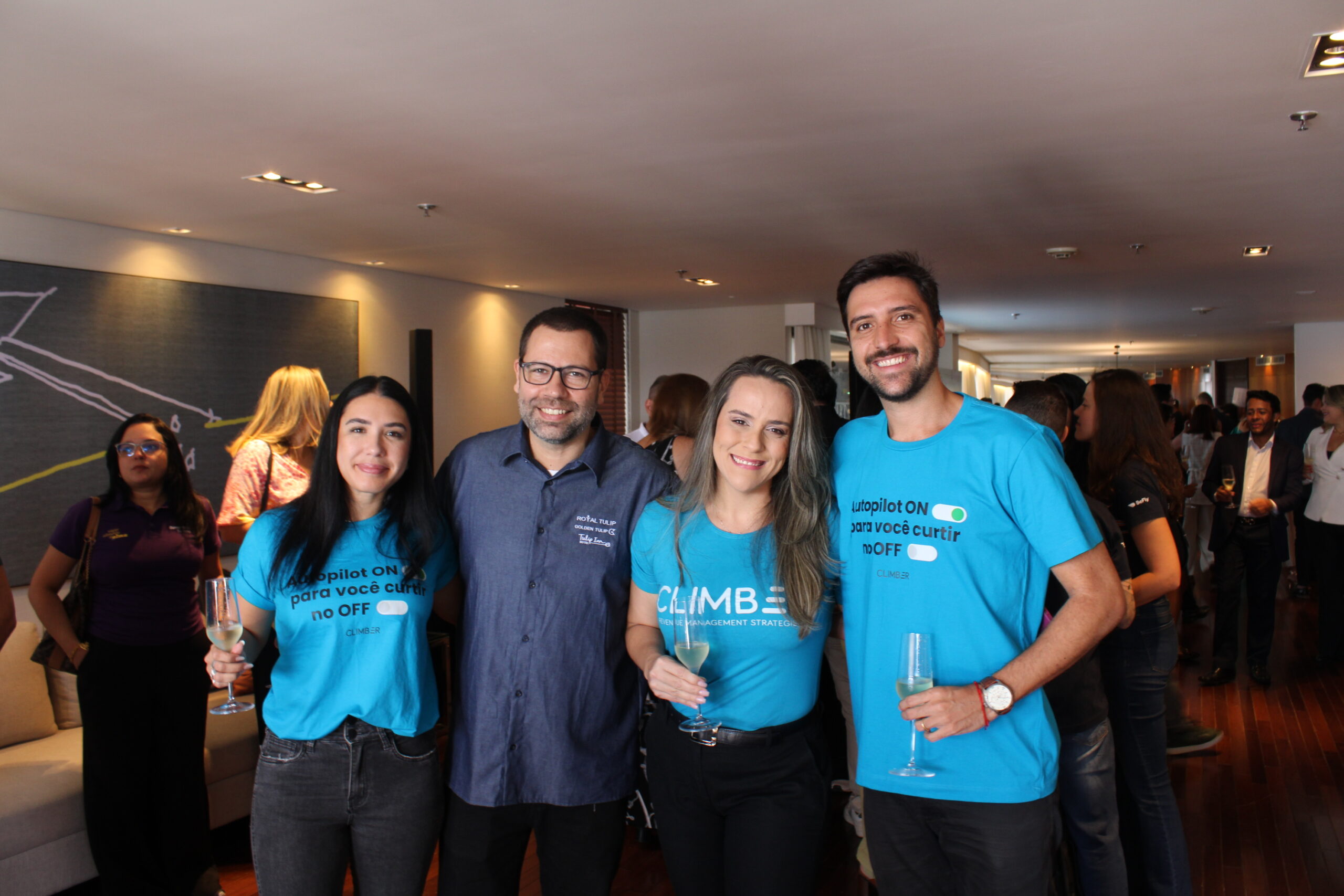 Victor Ferreira, da Louvre, Gabriel Adorno, Cynthia Araújo e Shayane Pereira, da Climber