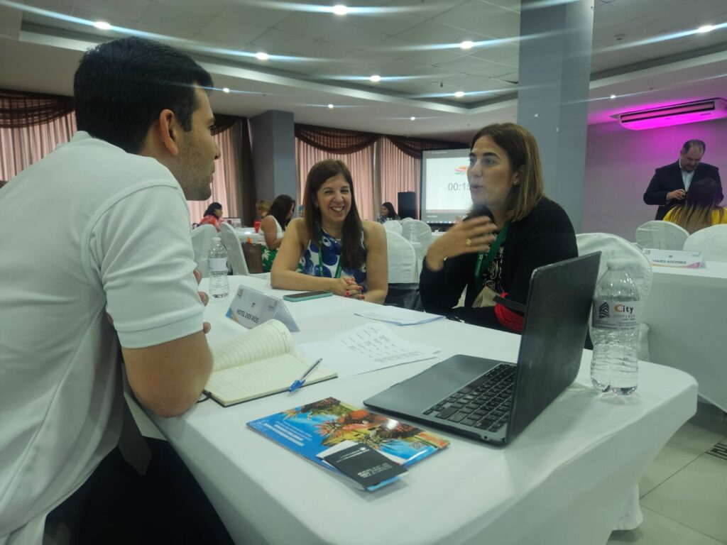 Operadoras de viagem participam de rodada de negócio do Panamá Travel Mart; veja depoimentos Operadoras de viagem participam de rodada de negócio do Panamá Travel Mart; veja depoimentos