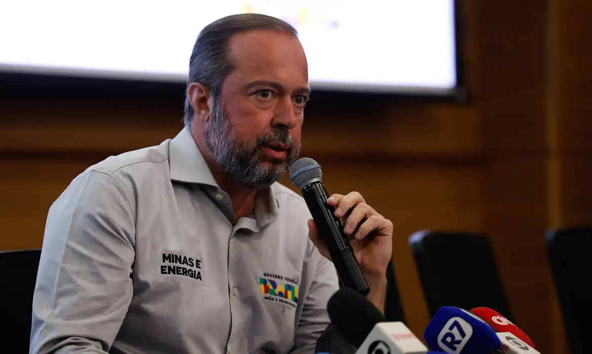 Ministério de Minas e Energia decide nesta terça-feira (15) sobre horário de verão 1 1000004898 Ministério de Minas e Energia decide nesta terça-feira (15) sobre horário de verão
