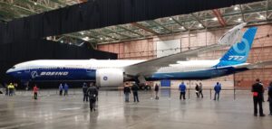 Boeing anuncia acordo de crédito bilionário para amortecer prejuízos