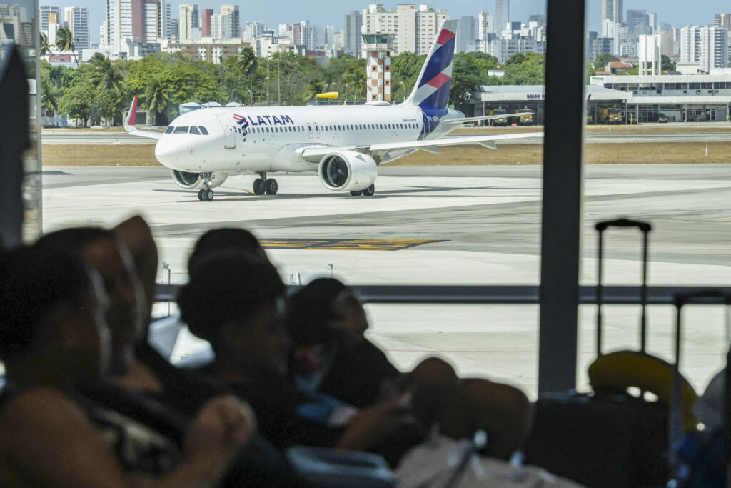 Latam amplia em 9% o volume de voos domésticos no Brasil no primeiro semestre de 2026 Latam amplia em 9% o volume de voos domésticos no Brasil no primeiro semestre de 2026