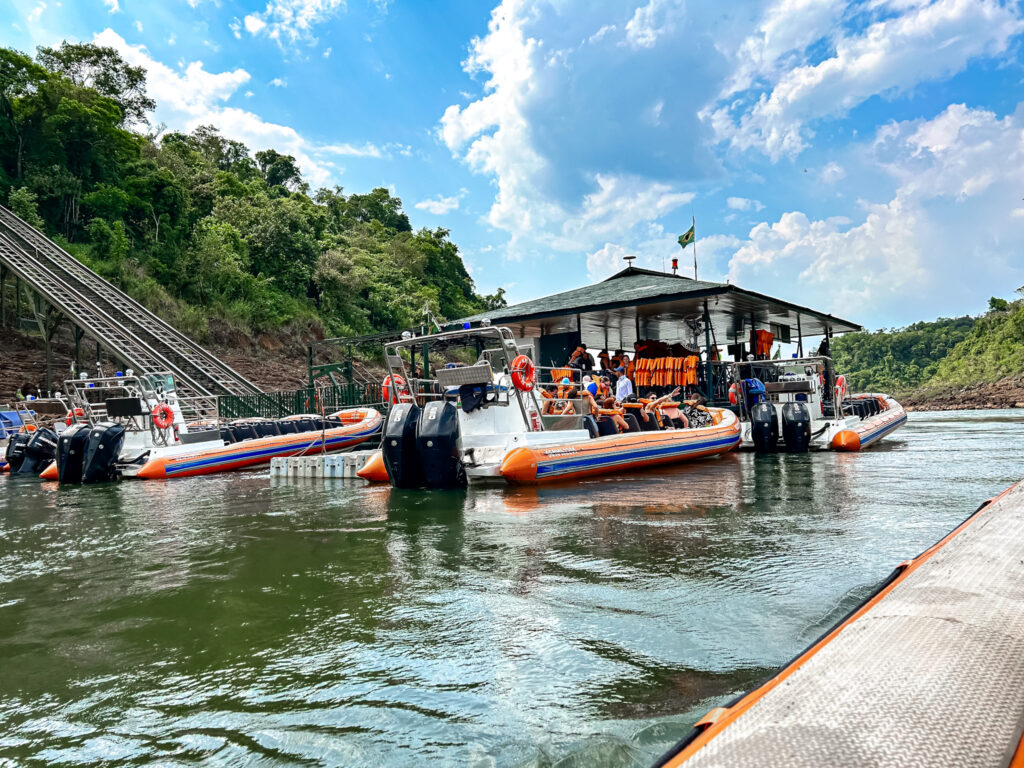 Área de embarque do Macuco Safari Área de embarque do Macuco Safari
