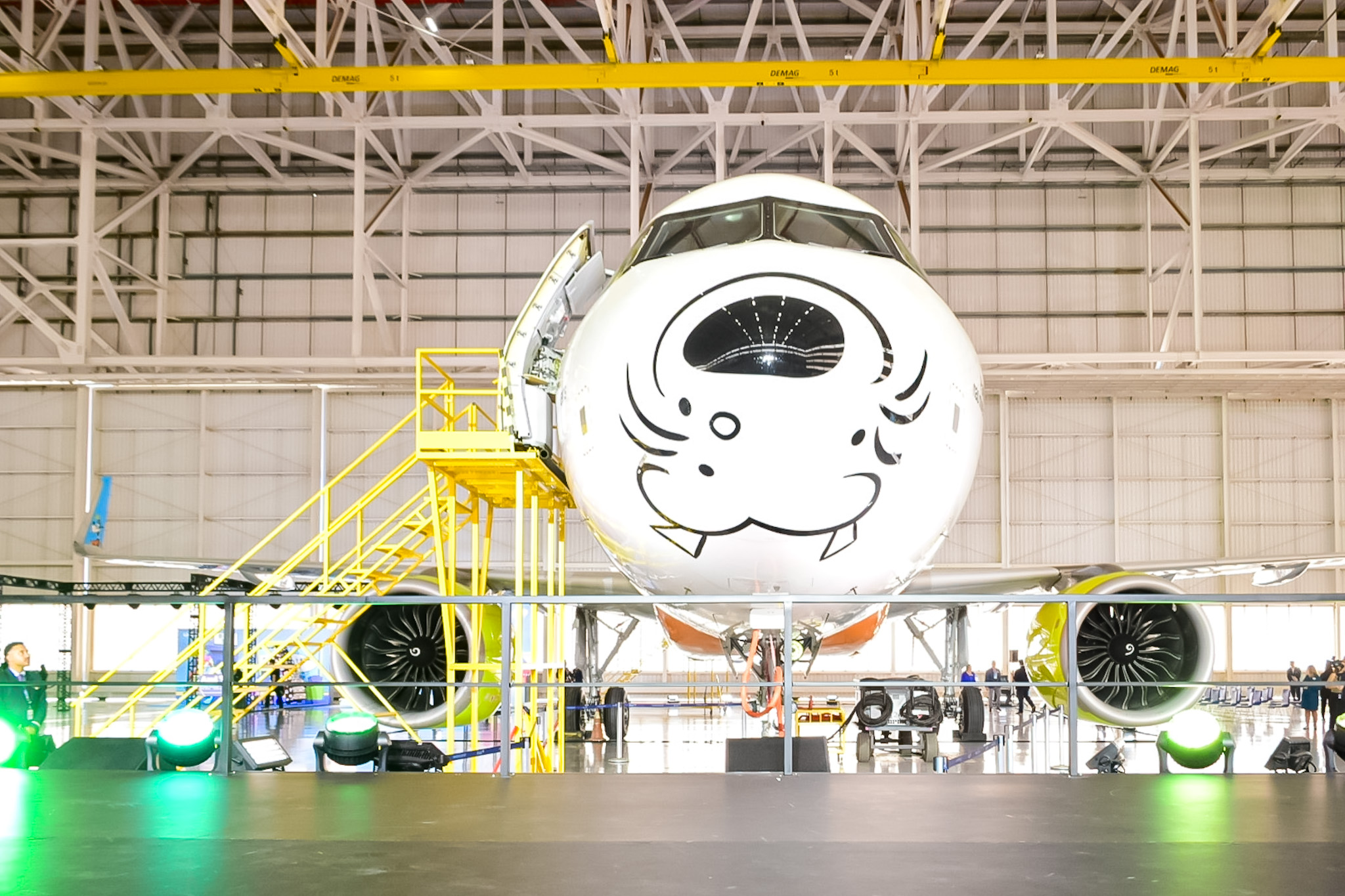 Avião do Pateta visto de frente Avião do Pateta visto de frente