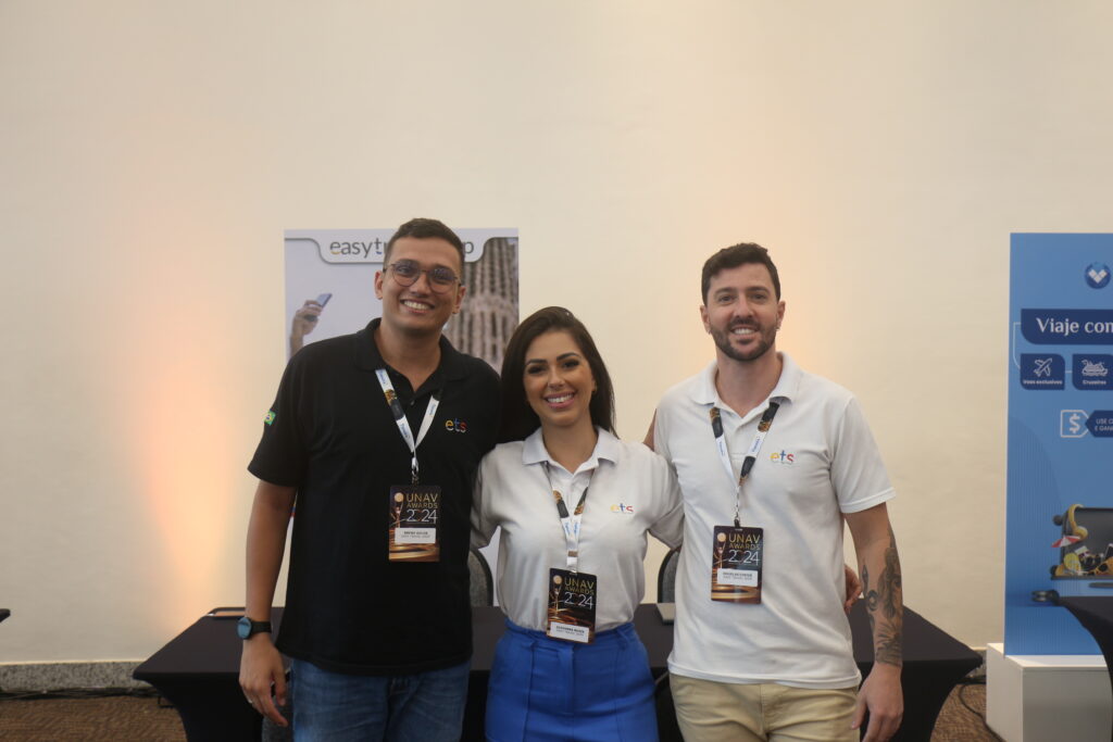 Breno Golob, Giovanna Bozza e Douglas Diniz, da Easy Travel Shop