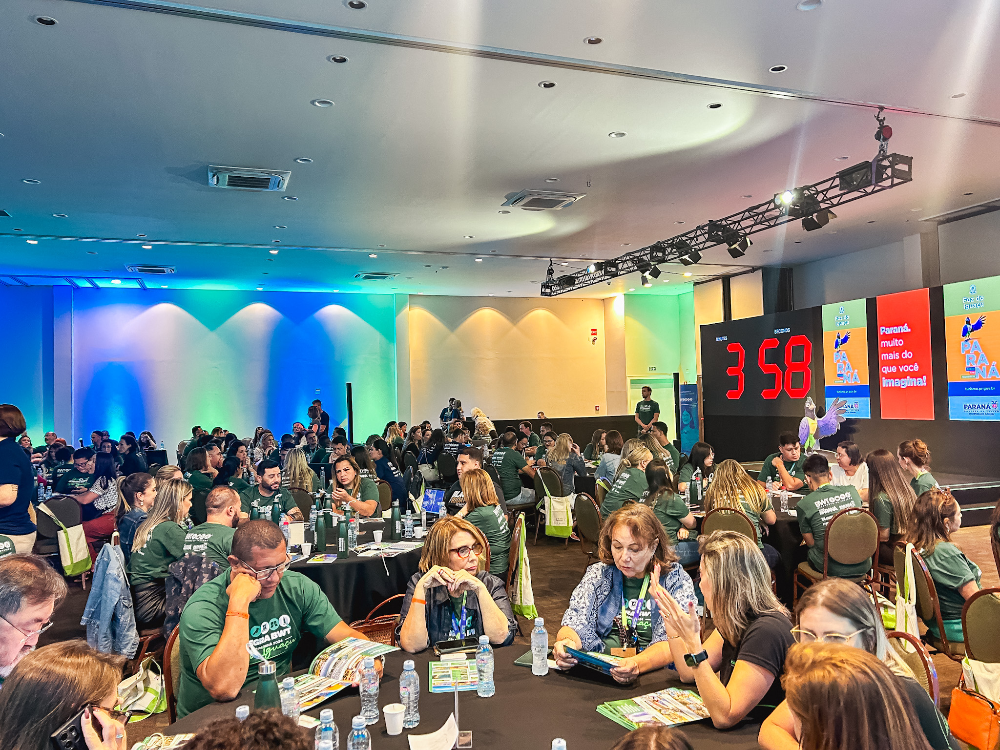 Cerca de 150 profissionais do Turismo participaram do encontro Cerca de 150 profissionais do Turismo participaram do encontro