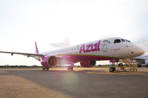 Azul prepara sistema de venda a bordo para 2025; confira