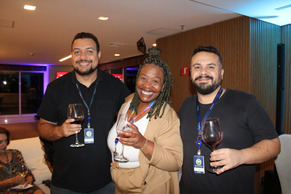 Davi Expedito, Juliana Isidoro, e Vitor Tolentino, da BeFly