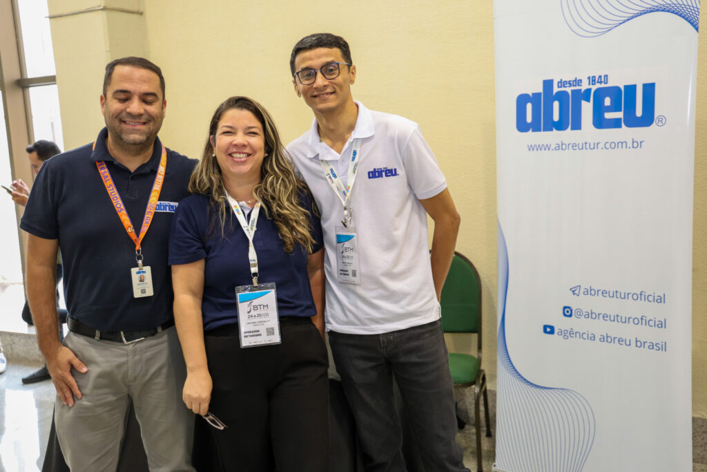 Eduardo Lira, Juliana Carvalho e Israel Araújo, da Abreu