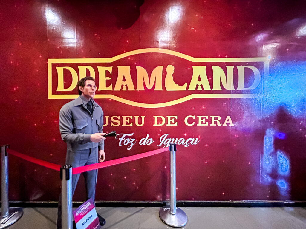 Em Foz do Iguaçu, o Museu de Cera conta com estaturas de políticos, atores e cantores Em Foz do Iguaçu, o Museu de Cera conta com estaturas de políticos, atores e cantores