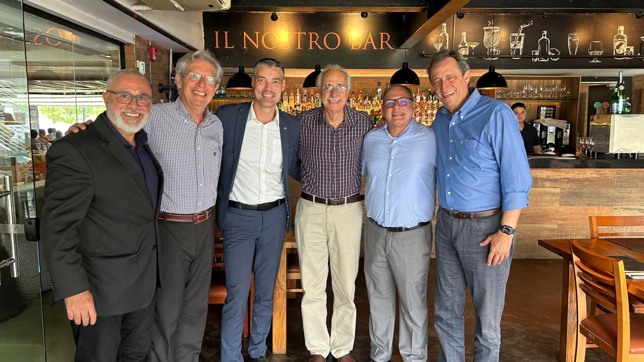 Skal Internacional do Rio de Janeiro realiza almoço e celebra crescimento 1 Fabio da Luz Rafael Baring Vinicius Freitas Jose Teles Marcelo Abreu e Nylvando Oliveira Jr Skal Internacional do Rio de Janeiro realiza almoço e celebra crescimento