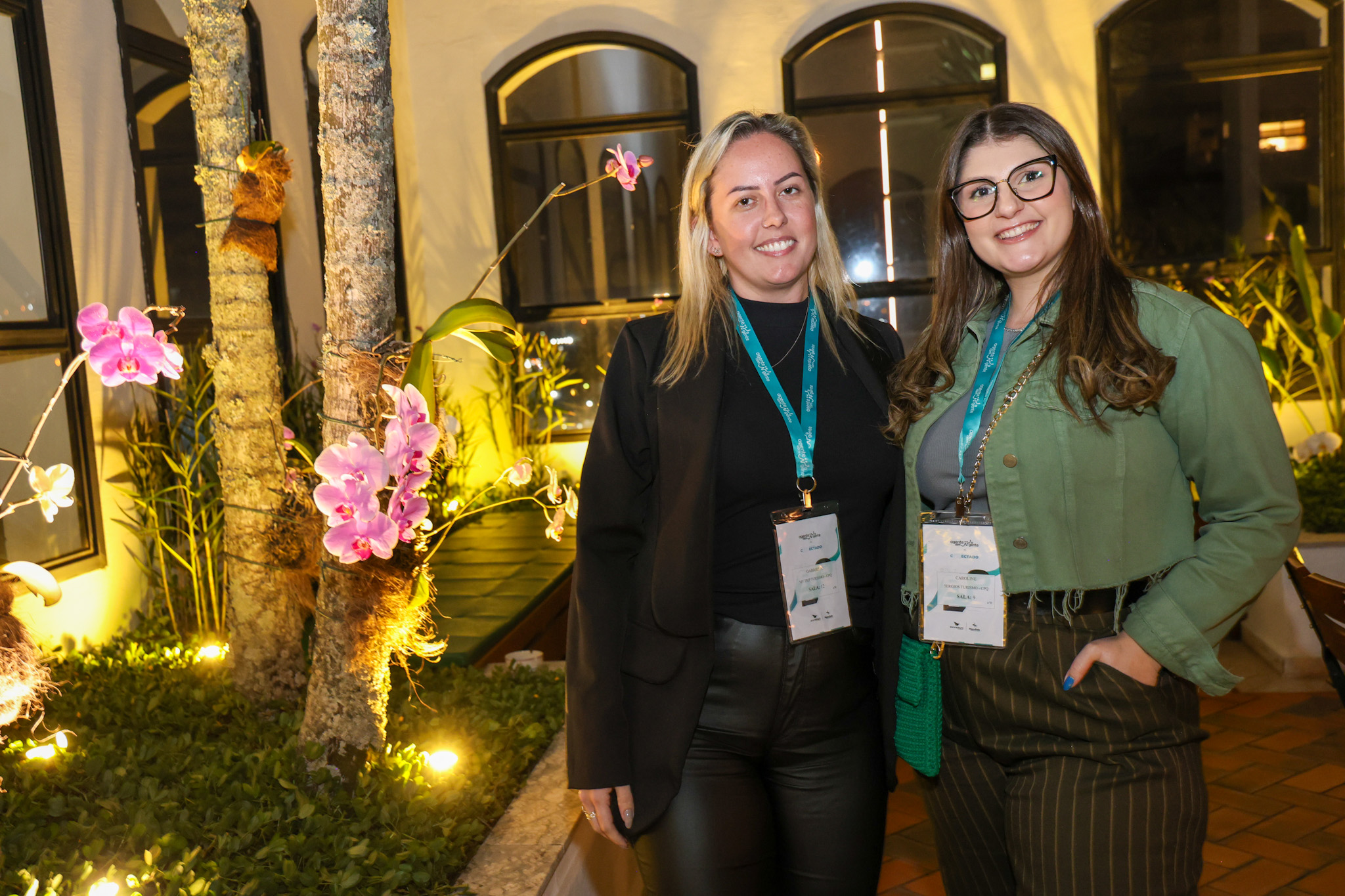 Gabriela Fortes, da My Trip Turismo, e Caroline Schimidt, da Sergios Turismo Gabriela Fortes, da My Trip Turismo, e Caroline Schimidt, da Sergios Turismo