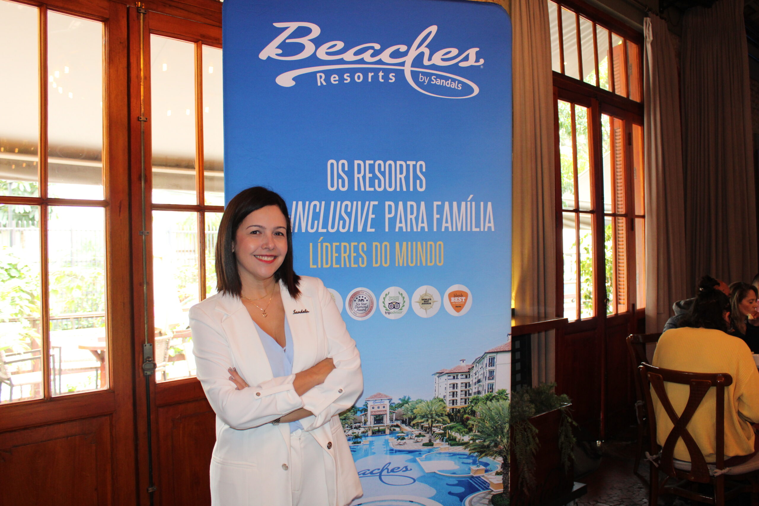 Renata Salina, do Sandals Renata Salina, do Sandals