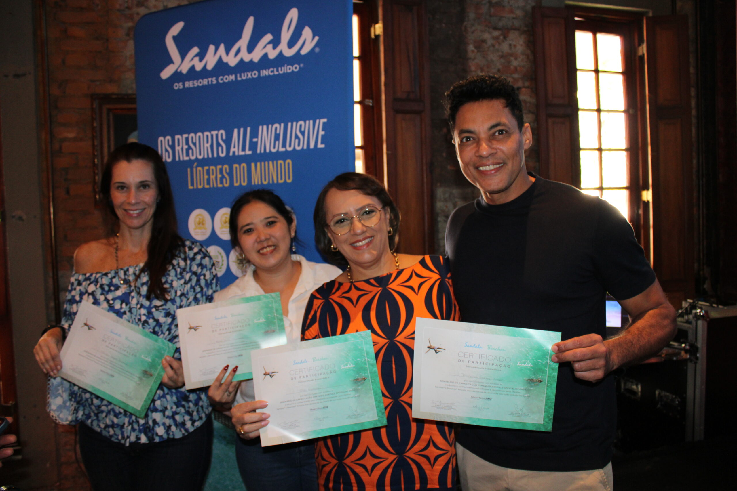 Agentes receberam certificado Agentes receberam certificado