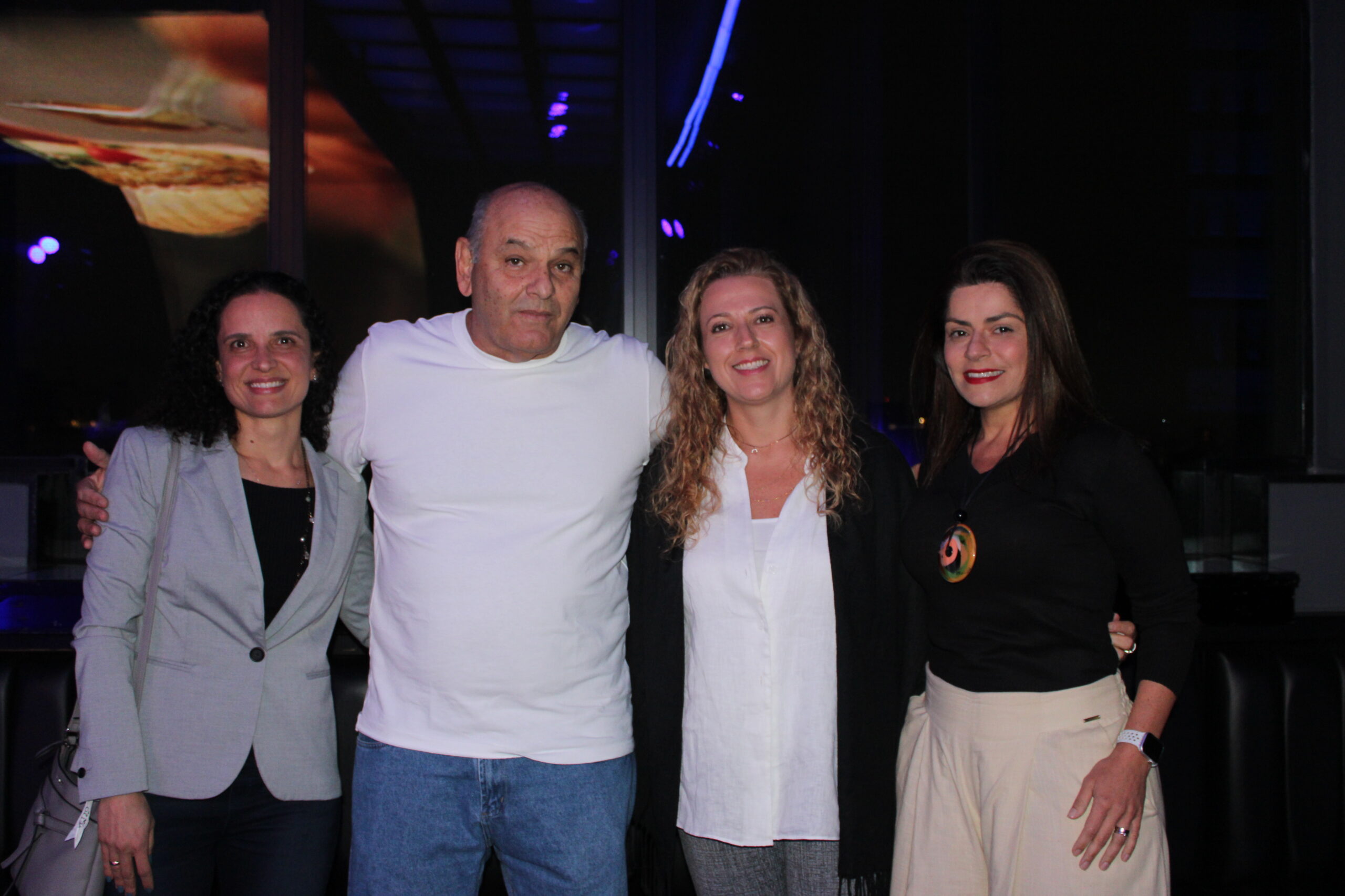 Tais Ballestero, da Travel Media, Paulo Kugelmas, da Secretaria de Turismo de Alagoas, Renata Colla e Daniela Araújo da Decolar Tais Ballestero, da Travel Media, Paulo Kugelmas, da Secretaria de Turismo de Alagoas, Renata Colla e Daniela Araújo da Decolar