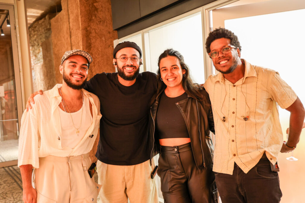 Janaína Brito, do M&E com os Gilsons