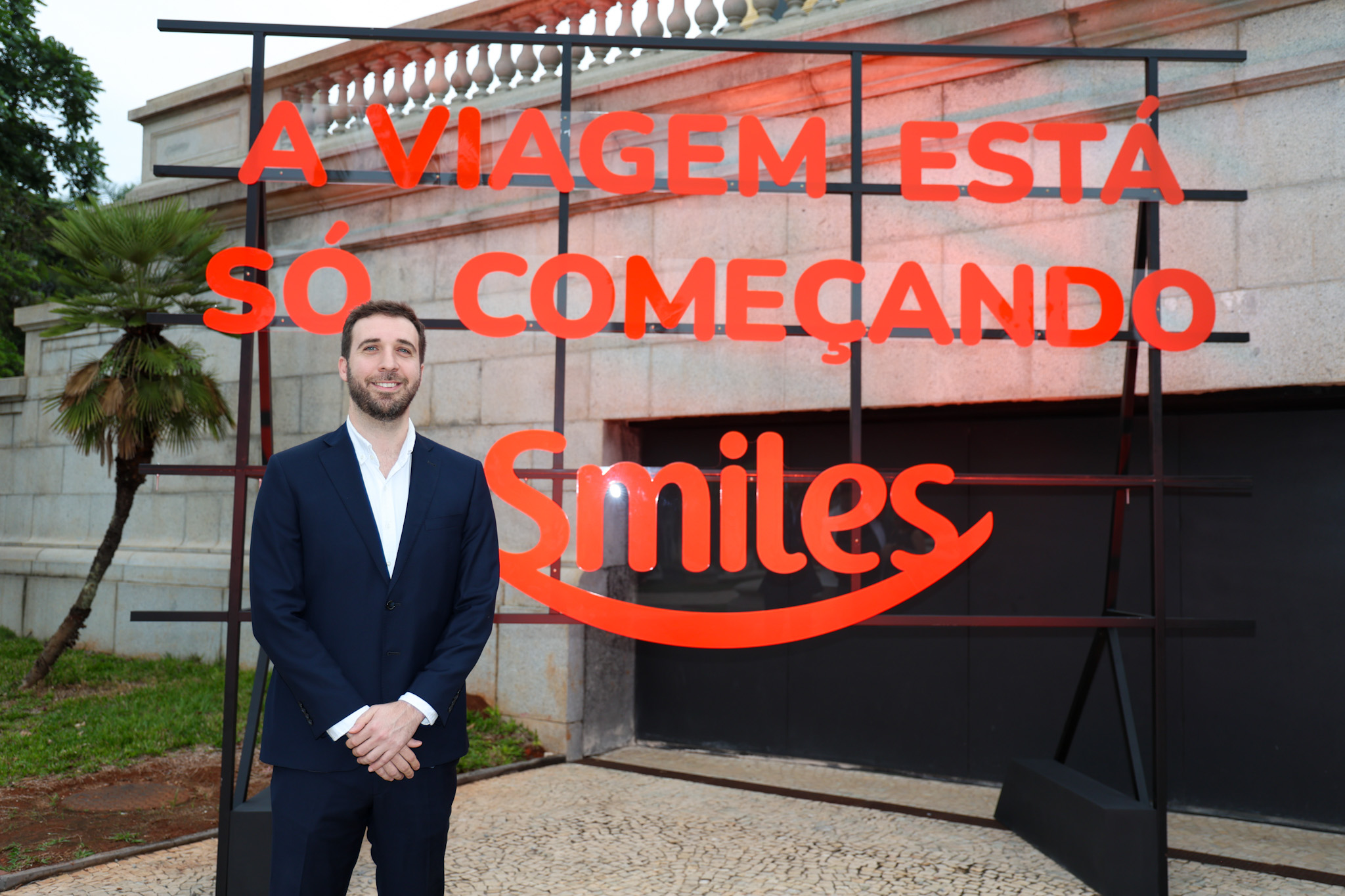Juan Mudeh, diretor comercial e aéreas e Universo do Viajante Juan Mudeh, diretor comercial e aéreas e Universo do Viajante