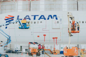 Tecnologia Aeroshark está sendo aplicada em aeronaves Latam (Divulgação/Latam)