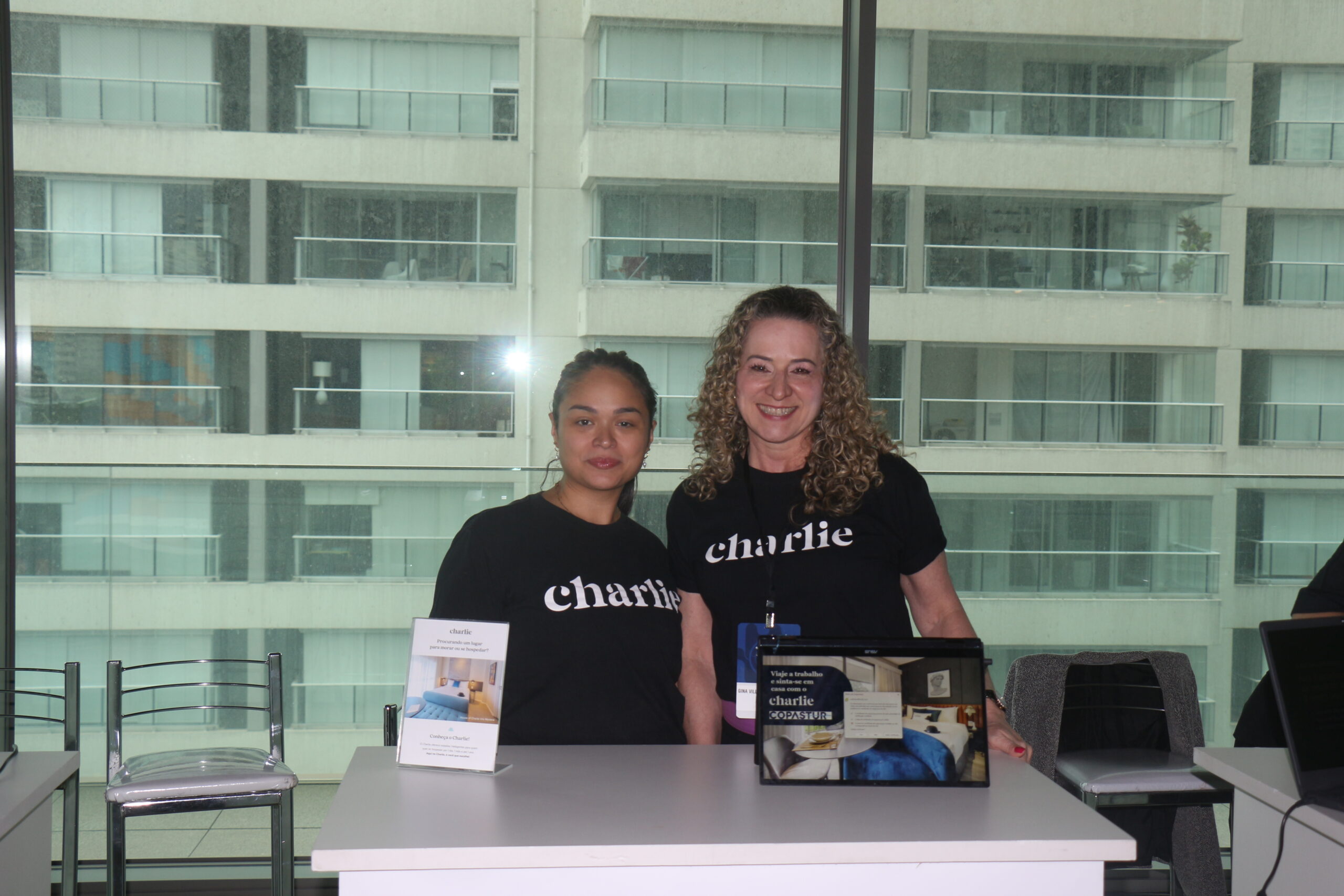 Luisa Mitsusaki e Gina Villarim, da Charlie Luisa Mitsusaki e Gina Villarim, da Charlie