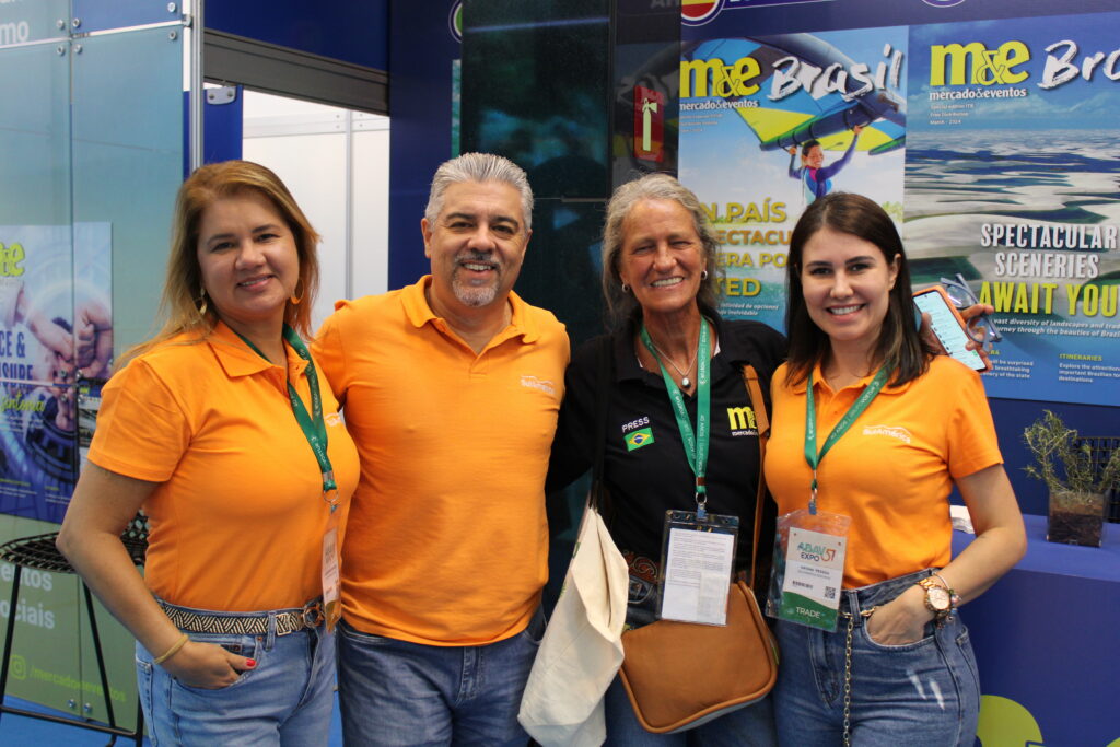 Mari Masgrau, do M&E, com Alessandra Monte, Giuliano Baeta e Nayana Pessoa, da SulAmerica Seguros