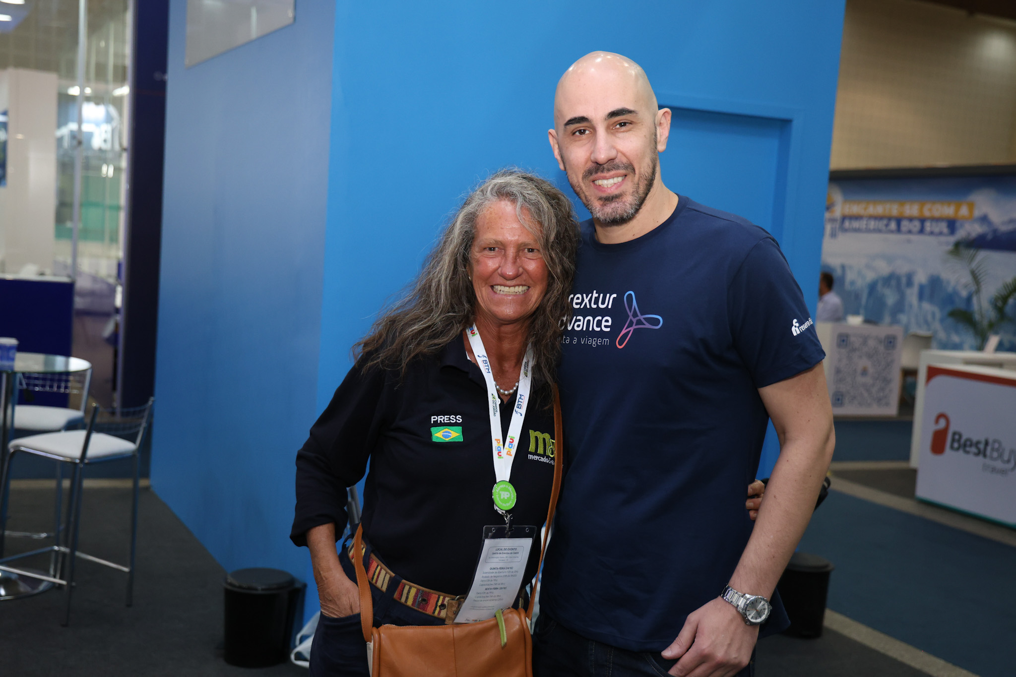Mari Masgrau, do M&E, e Jhonatan Wommer, da CVC Corp