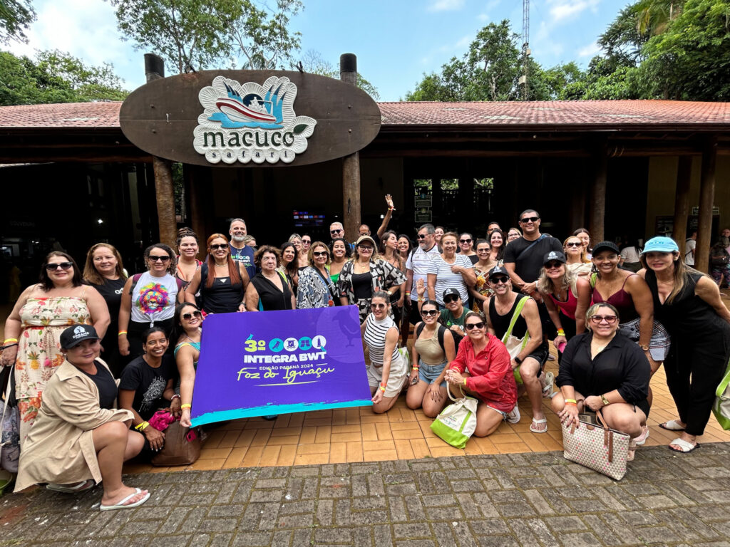O Macuco Safari é o passeio ideal para quem quer chegar perto das cataratas O Macuco Safari é o passeio ideal para quem quer chegar perto das cataratas
