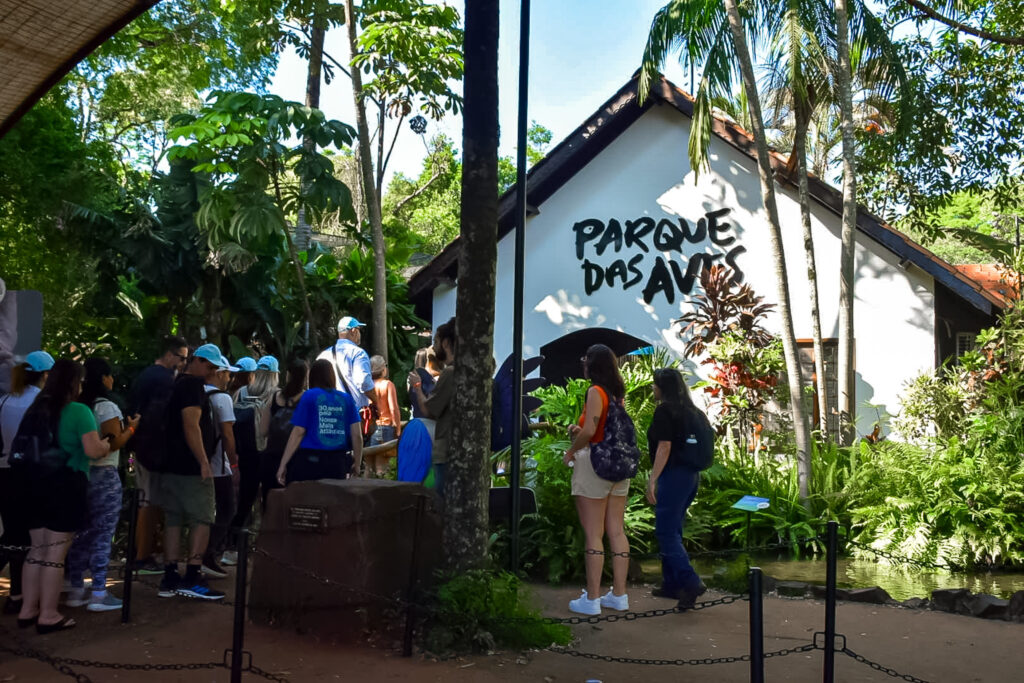 O dia começou com visita ao Parque das Aves O dia começou com visita ao Parque das Aves