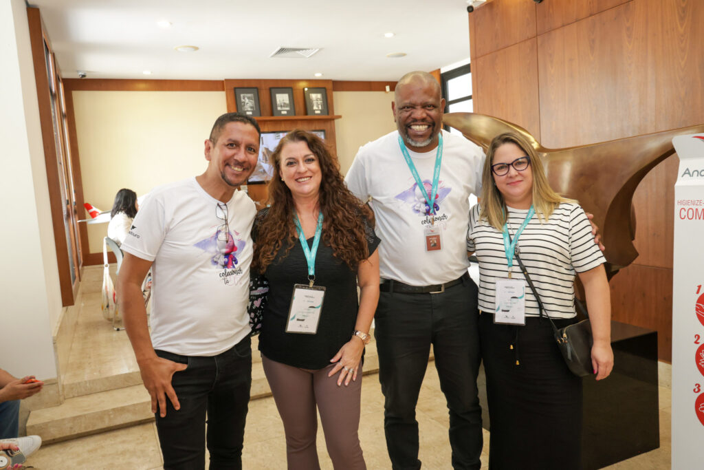 Ronaldo Coelho, da Ancoradouro, Valéria Casonato, da Valéria Turismo Rio Claro, Ricardo Morais, da Ancoradouro, e Rose Godoy, Wings Tur