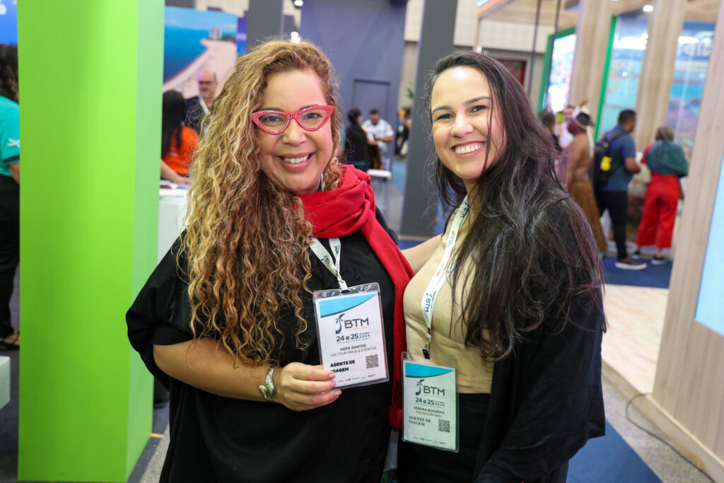 Sara Santos, da L&S Tour, e Débora Nogueira, Partiu Com Deby