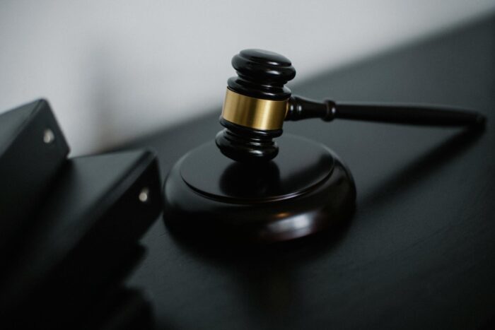 Pedidos de recuperação judicial no Brasil atingem maior nível em quase 20 anos em 2024 1 Unsplash Sora Shimazaki e1729091092722 Pedidos de recuperação judicial no Brasil atingem maior nível em quase 20 anos em 2024