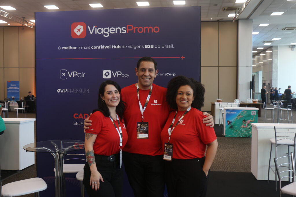 Verônica Barreto, Victor Nogueira e Monique Brabosa, da ViagensPromo