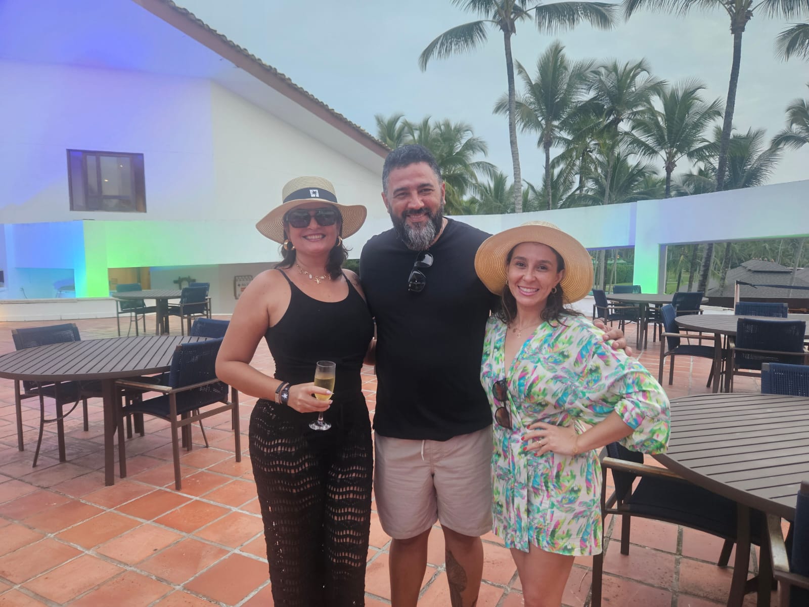Jaqueline Farias e João Vianna, da Ertour Receptivo, e Giselle Souto, da Azul Viagens BH Jaqueline Farias e João Vianna, da Ertour Receptivo, e Giselle Souto, da Azul Viagens BH