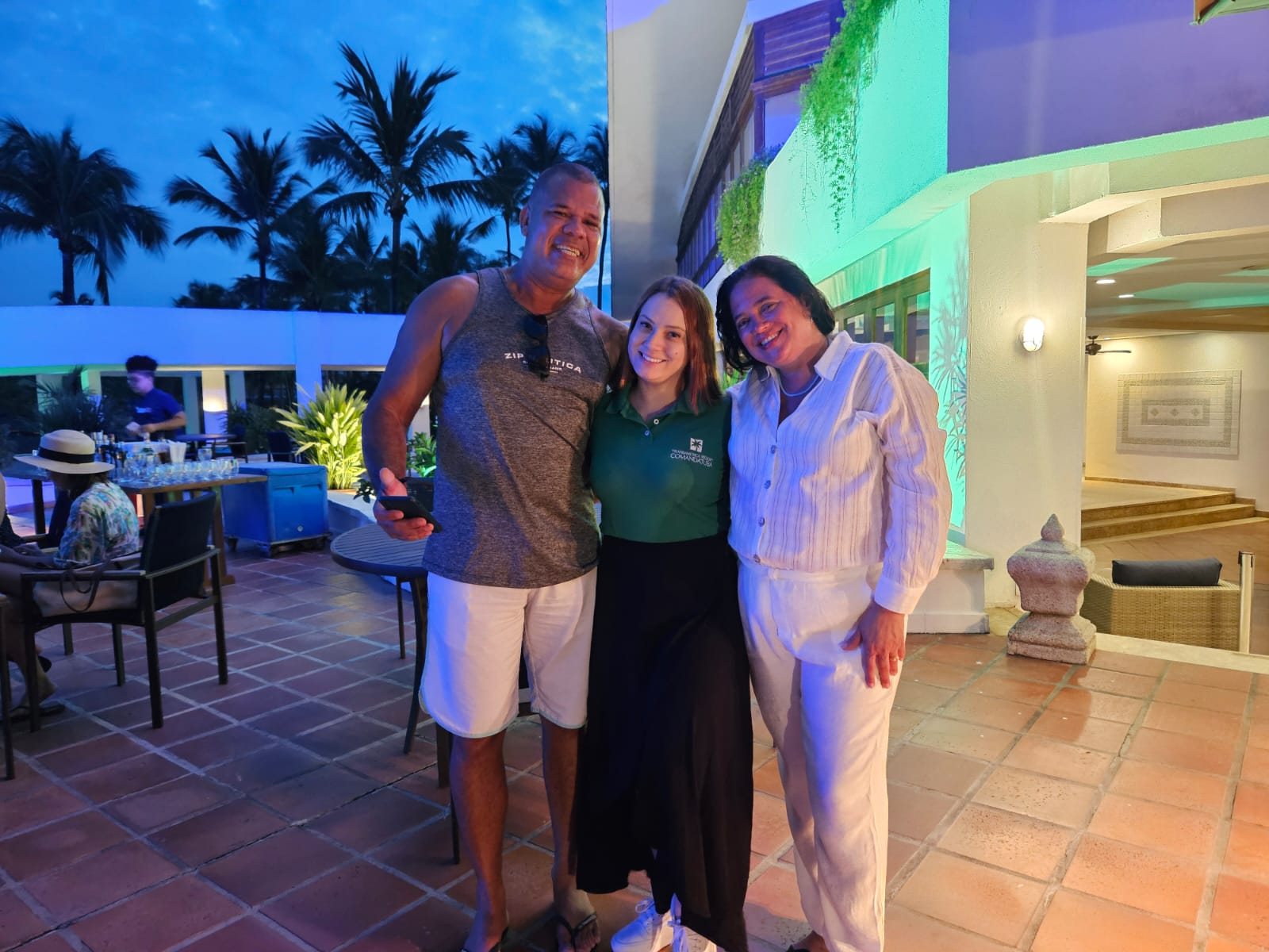 Lucio do Carmo, gerente comercial Azul Viagens Nordeste, Jessica D'amico, gerente comercial do Transamerica, e Fabíola Candido, Blue Viagens Campinas Lucio do Carmo, gerente comercial Azul Viagens Nordeste, Jessica D'amico, gerente comercial do Transamerica, e Fabíola Candido, Blue Viagens Campinas