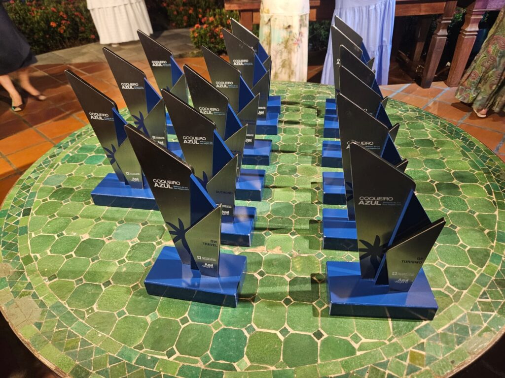 Troféus da 3ª edição do Coqueiro Azul