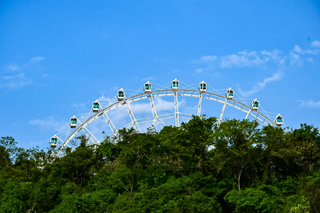 Yup Star, roda gigante panorâmica de Foz do Iguaçu Yup Star, roda gigante panorâmica de Foz do Iguaçu