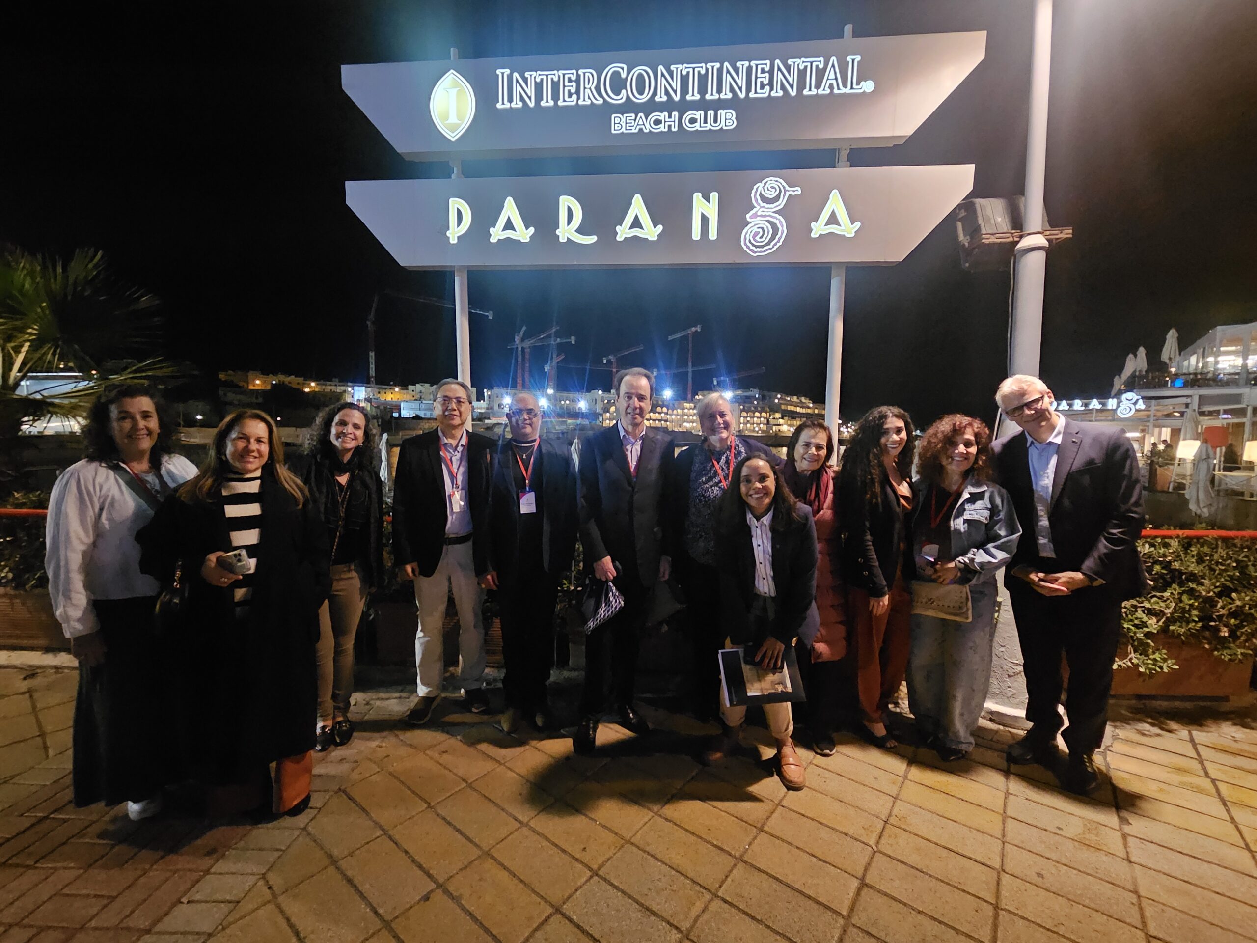 Para encerrar a segunda-feira (25), um jantar no restaurante Paranga Para encerrar a segunda-feira (25), um jantar no restaurante Paranga