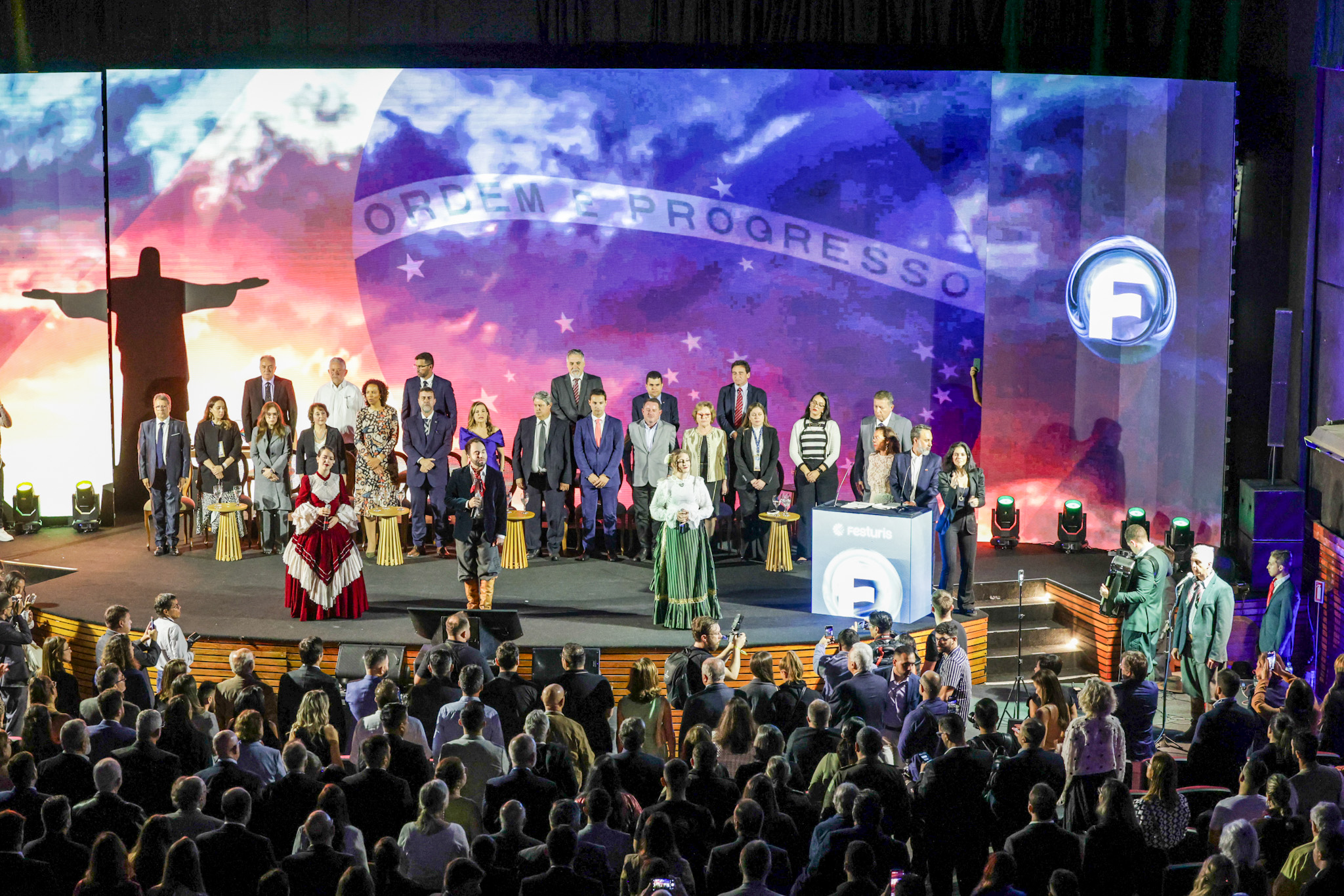 A abertura do Festuris ocorreu no Palácio dos Festivais em Gramado A abertura do Festuris ocorreu no Palácio dos Festivais em Gramado