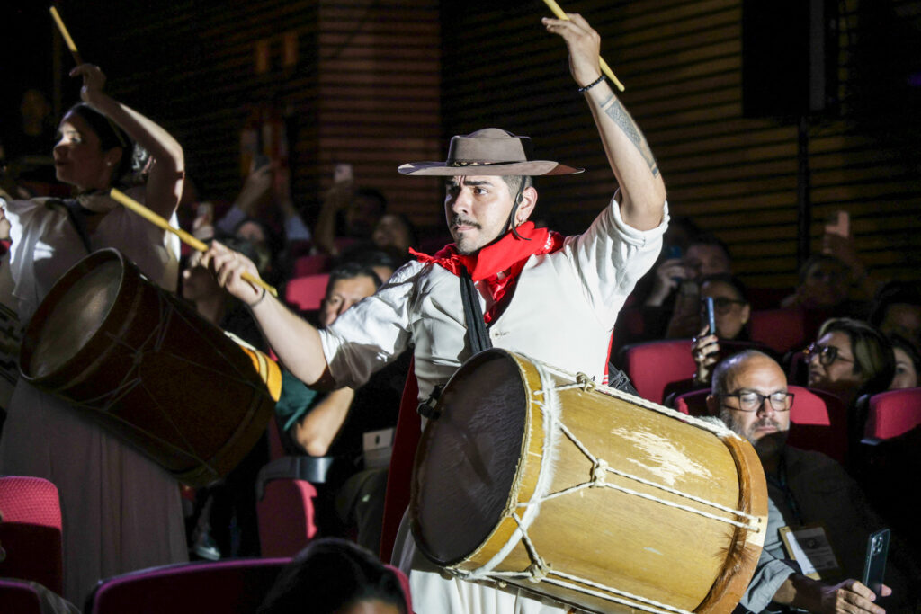 Abertura do Festuris apresentou a cultura gaúcha