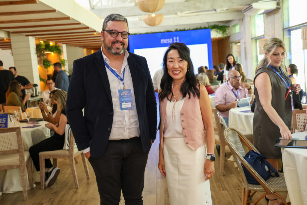 Alexandre Mesquita, da Travel Global, e Marta Shinozaki, da TGK Travel Alexandre Mesquita, da Travel Global, e Marta Shinozaki, da TGK Travel