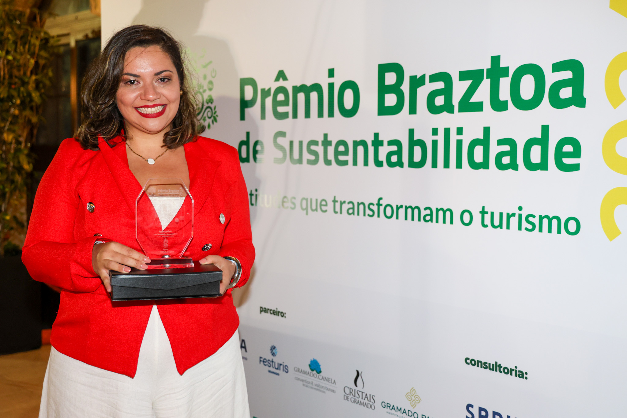 Aline Alves, Tour Aromático da Amazona Aline Alves, Tour Aromático da Amazona