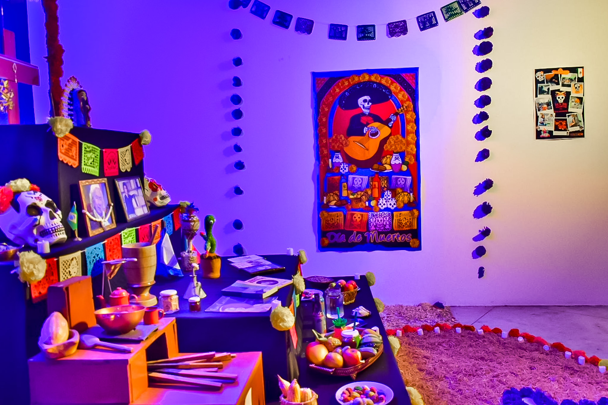 Altar em homenagem a Cora Coralina