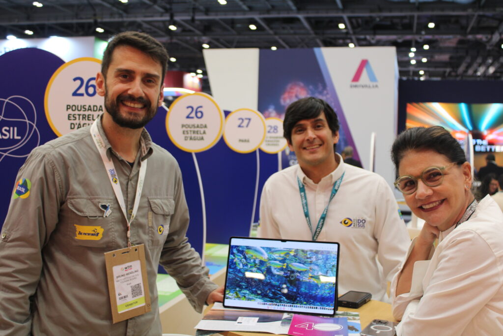 Bruno Wendling e Breno Amorim, do MS, com Dani Roman, da Interamerican