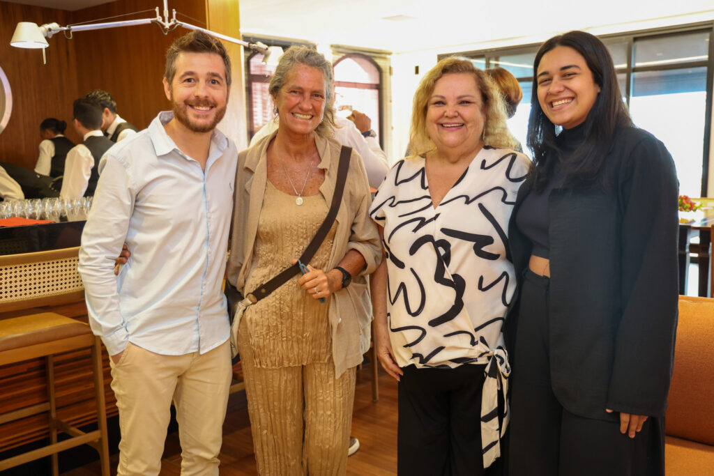 Danilo Barbizan, da Gol, Mari Masgrau, do M&E, Vera Marcelino, Janaína Brito, do M&E