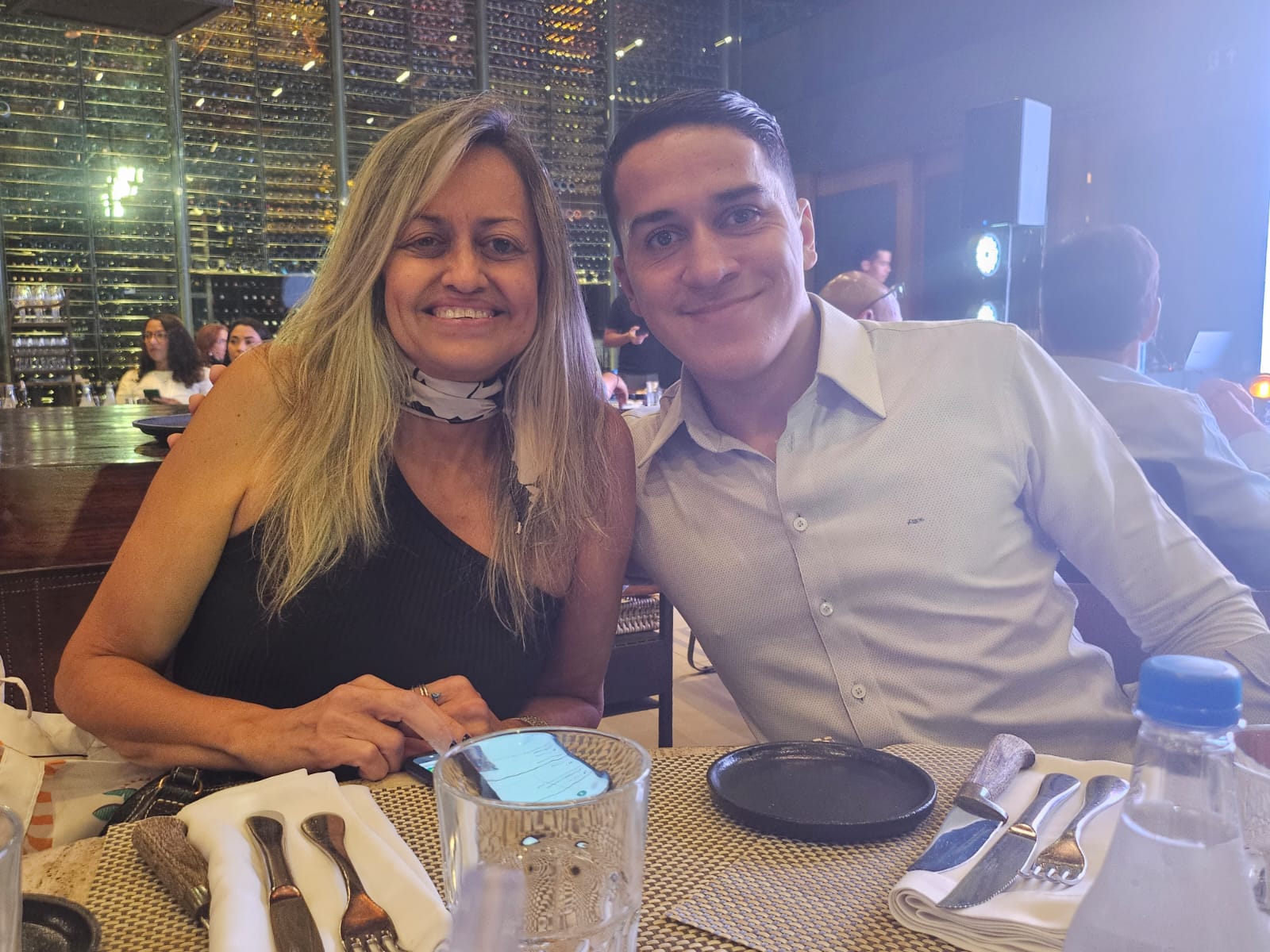 Elizete Almeida, da Lilitour, com Giovani Bittencourt, da Rionday Turismo