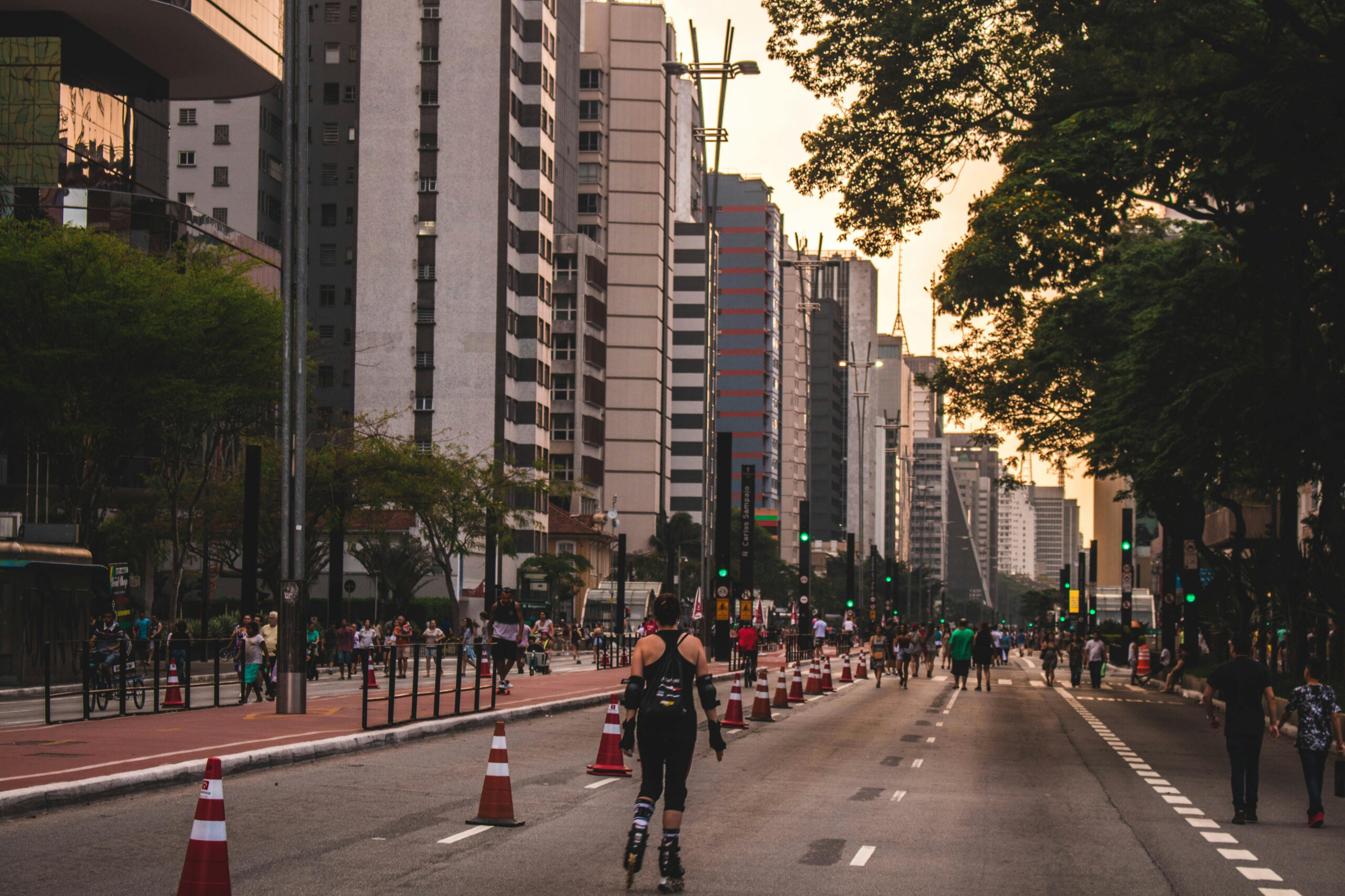 Confiança no turismo de São Paulo avança em cinco dos principais segmentos do setor 1 Entre os setores do turismo paulistano que mais cresceram, destaque para organização de eventos, locadoras de veículos, alimentação e mais setores de São Paulo (Divulgação/Athena Sandrini/Pexels)