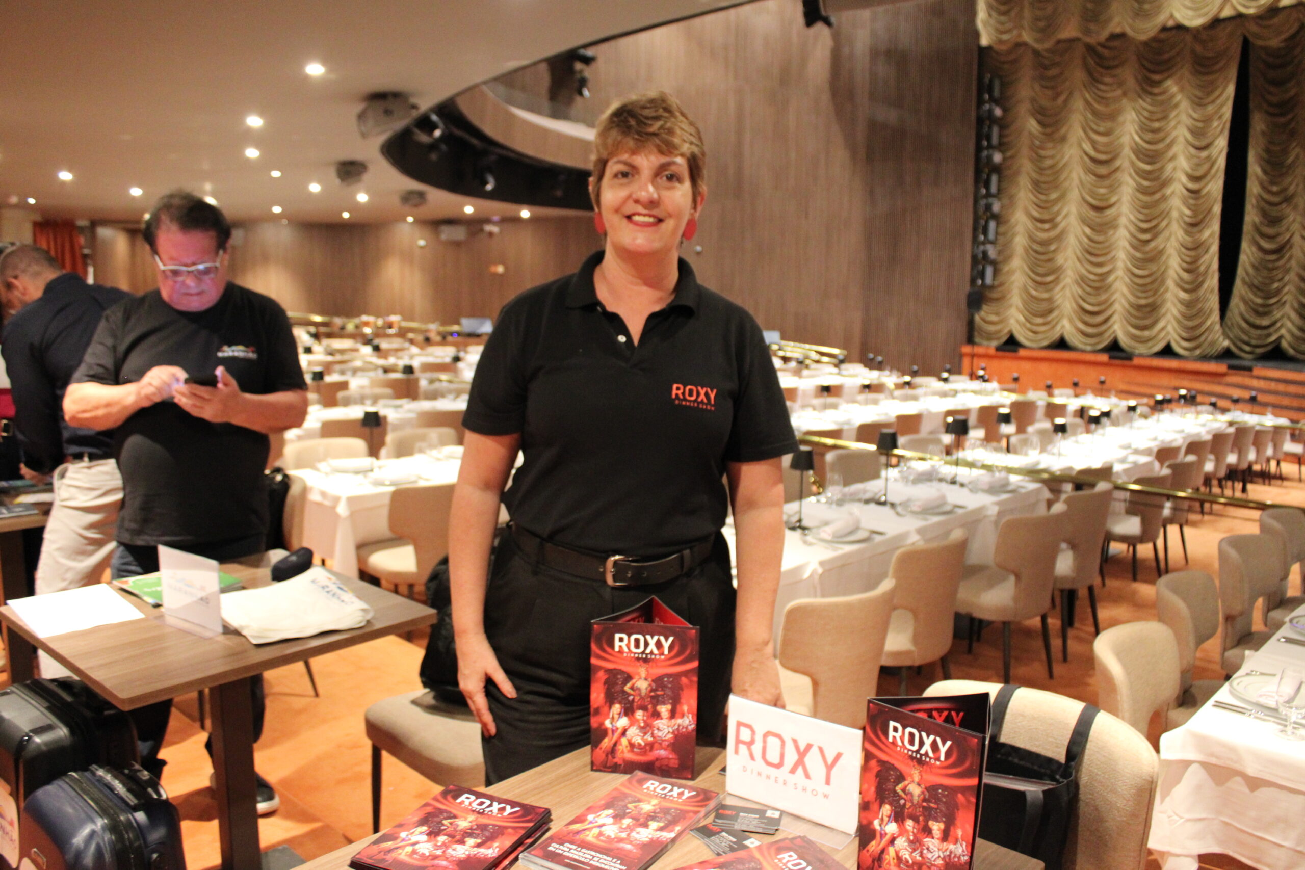 Érica Chaves, gerente de Vendas do Roxy Dinner Show