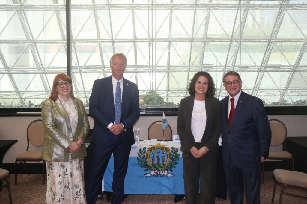Franca Rastelli, Thalma Assunção, Filippo Francini e Mario Turnaturi, de San Marino