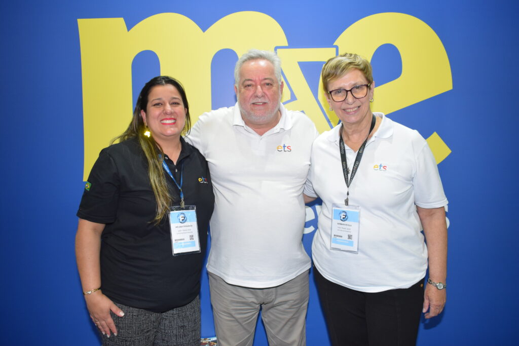 Heloísa Fernandes, Michael Barkoczy e Bárbara Picolo, da ETS